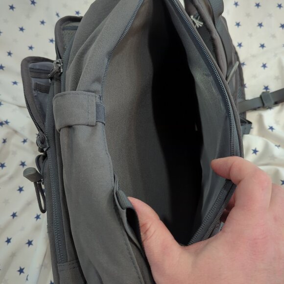 UTG Overbound Pack - Gun Metal - New With Tags! TACTICAL with tons of storage - Picture 14 of 16